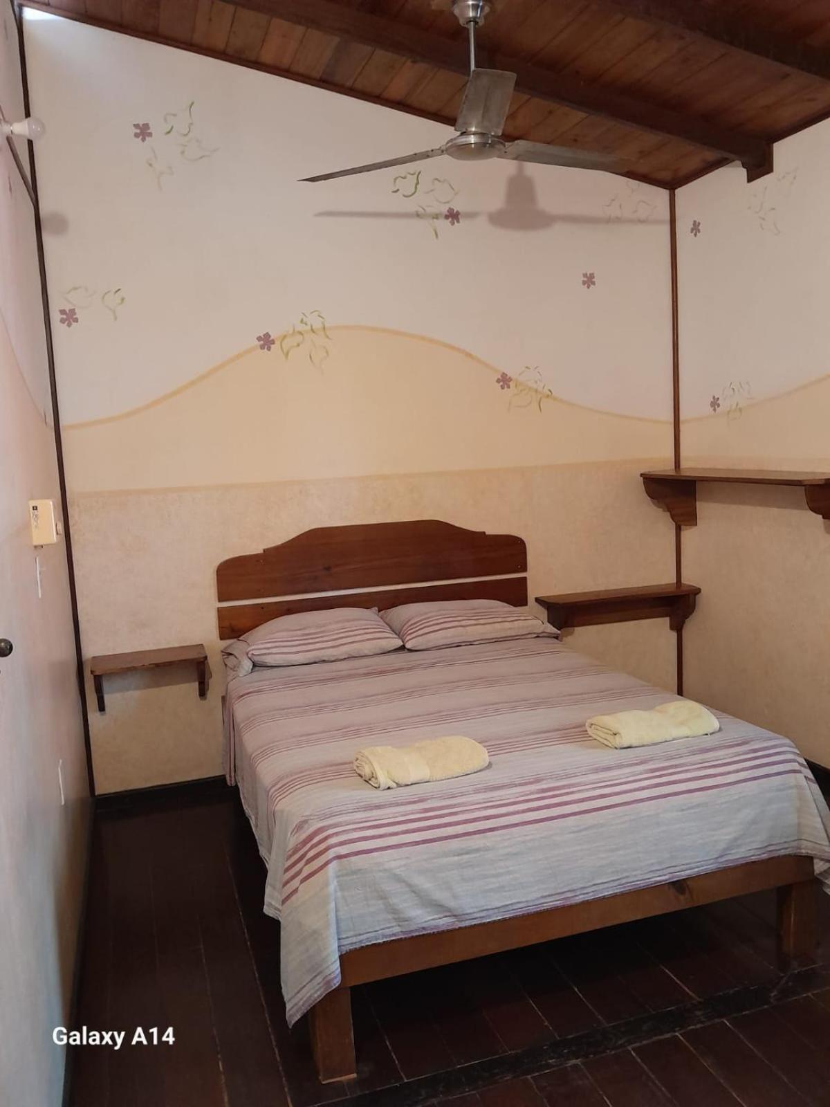 Hostal Hansi Bocas del Toro Zewnętrze zdjęcie