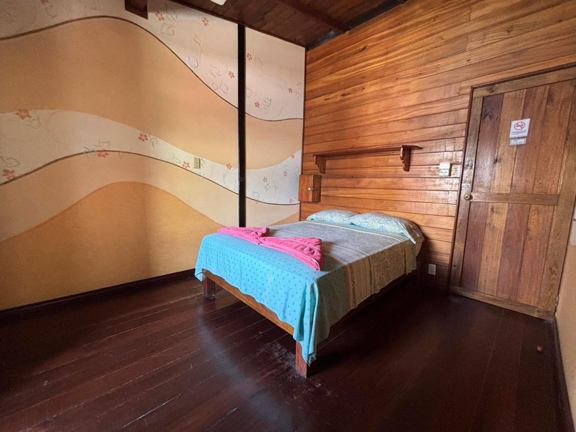 Hostal Hansi Bocas del Toro Zewnętrze zdjęcie